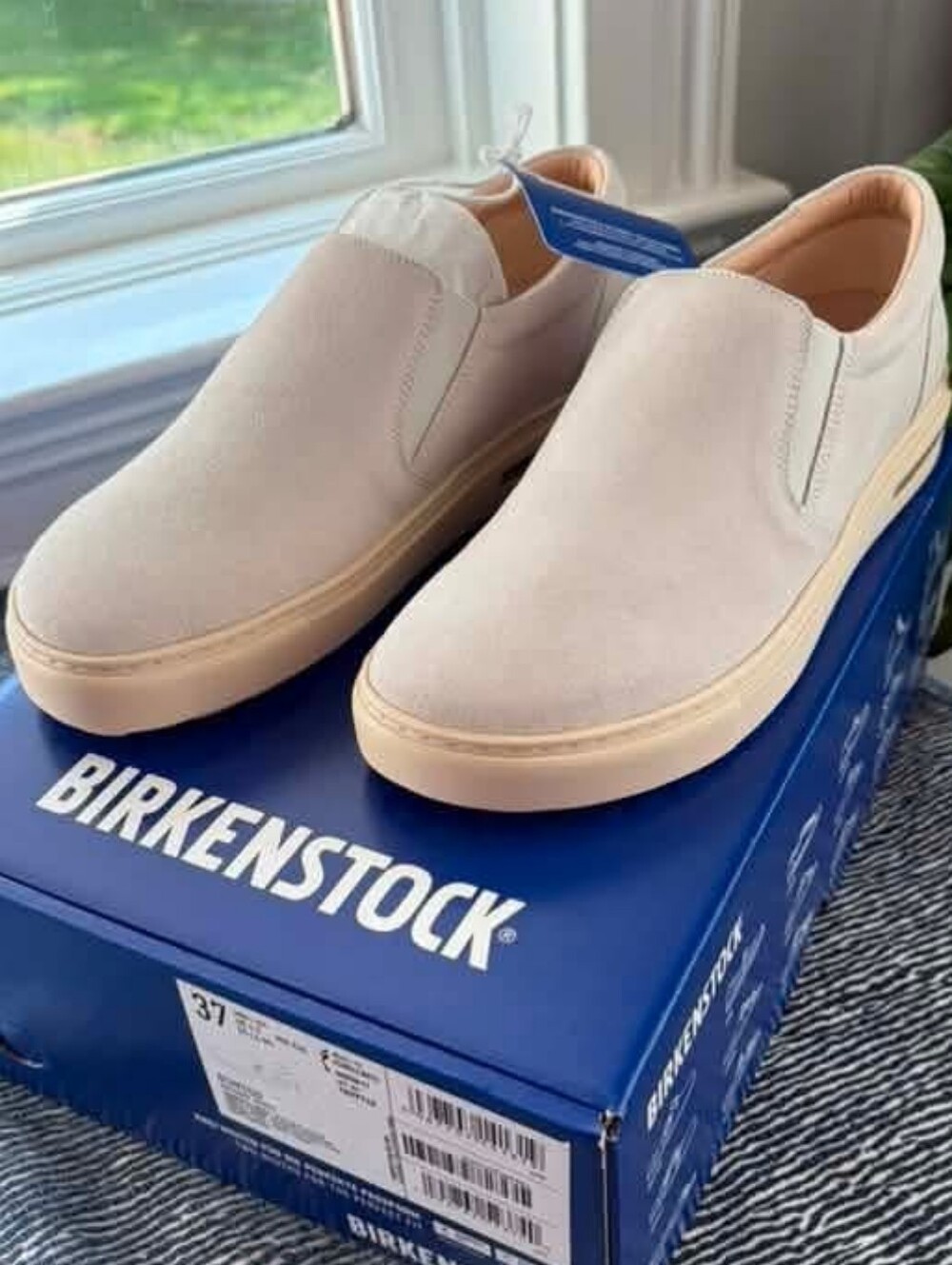 Birkenstock Oswego Slip-On Sneakers NWT | Antique White Suede | EU 37